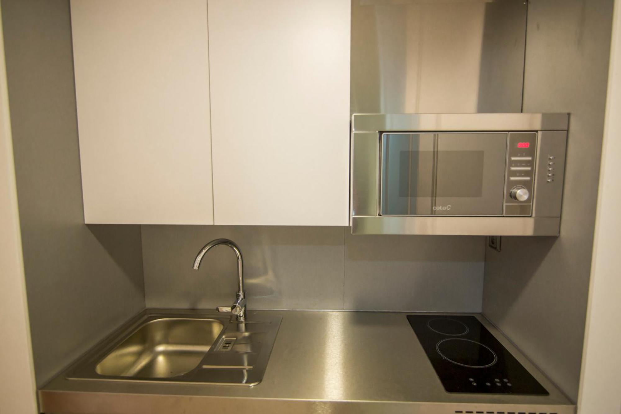 Apartamentos Plaza De Santiago - Estudios Turisticos - 1 Llave 핀토 외부 사진